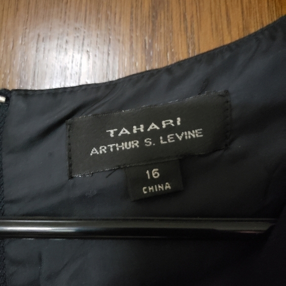 EUC Tahari ASL dress size 16 - Picture 3 of 3